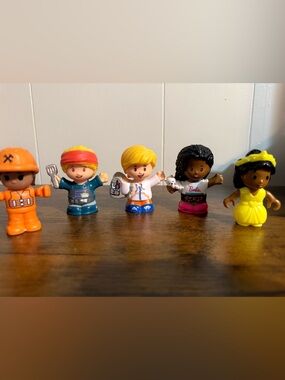 Little People & Fisher Price Figures